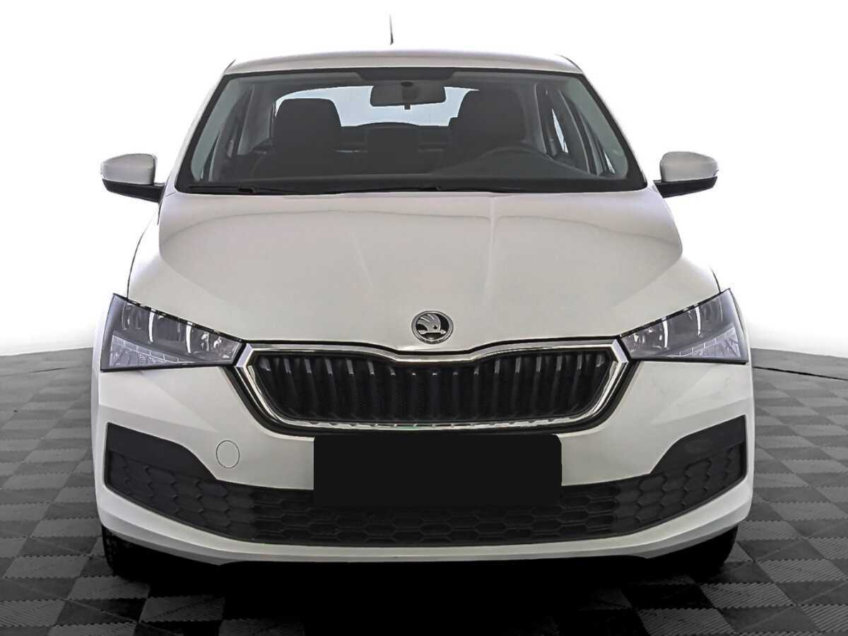Skoda Rapid с пробегом — 2021 год. Фото: #1