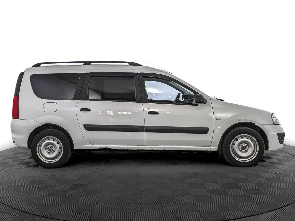 Lada (ВАЗ) Largus с пробегом — 2019 год. Фото: #3