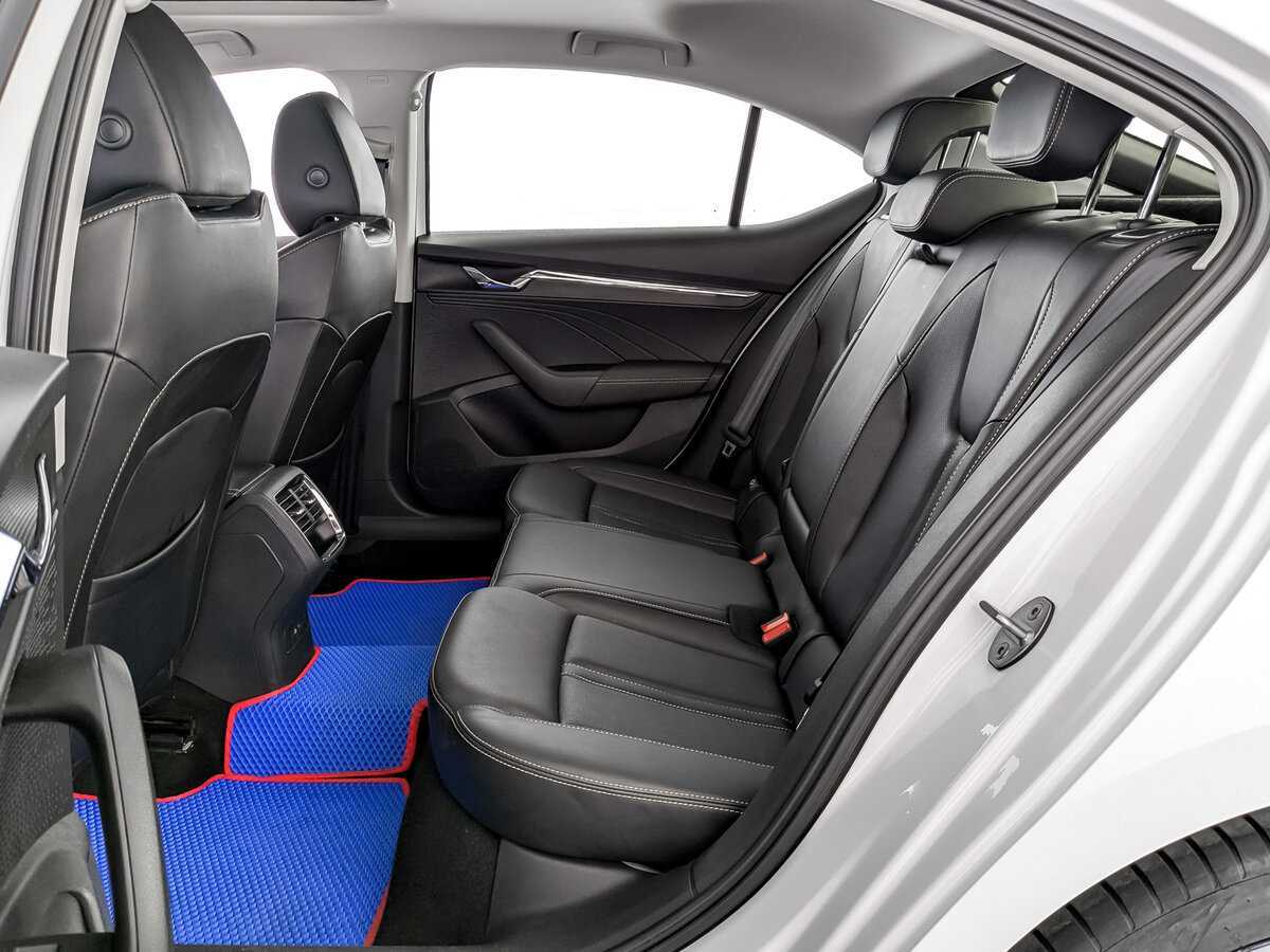 Skoda Octavia с пробегом — 2023 год. Фото: #9