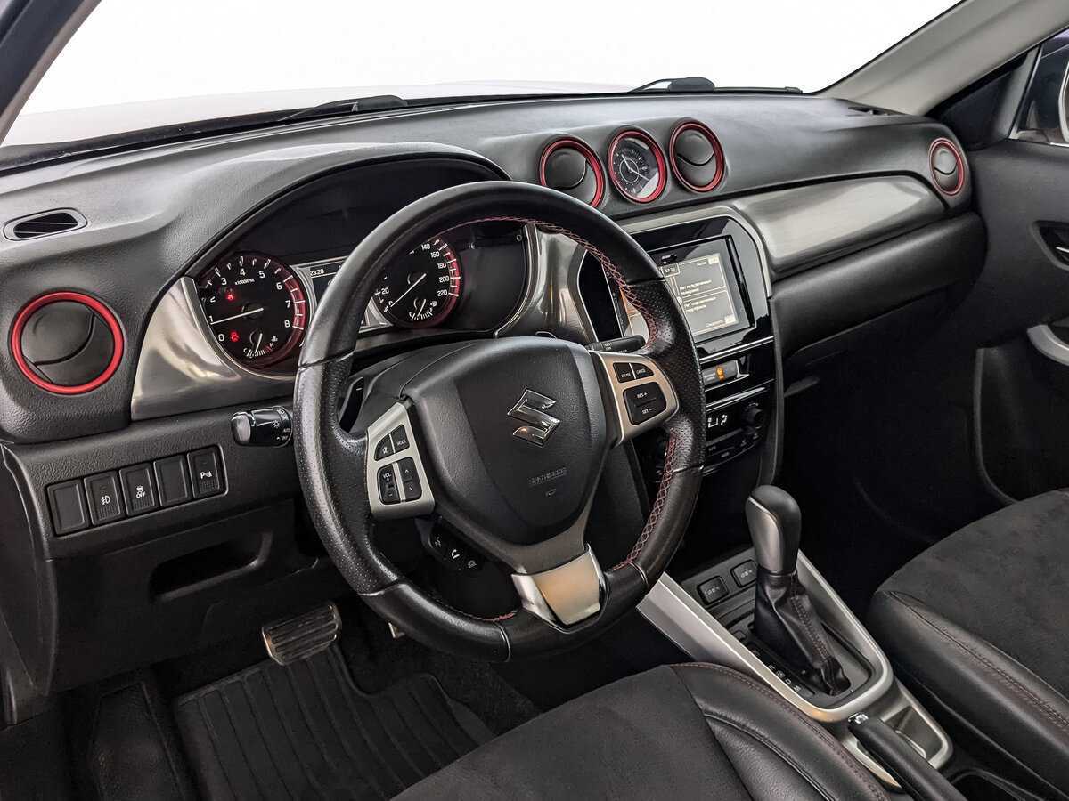 Suzuki Vitara с пробегом — 2016 год. Фото: #10