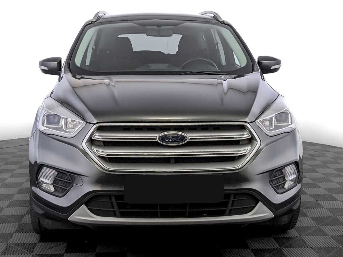 Ford Kuga с пробегом — 2018 год. Фото: #1
