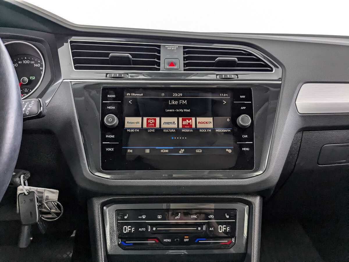 Volkswagen Tiguan с пробегом — 2021 год. Фото: #12