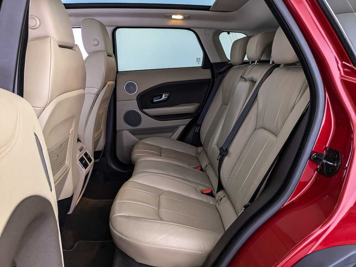 Land Rover Range Rover Evoque с пробегом — 2017 год. Фото: #12