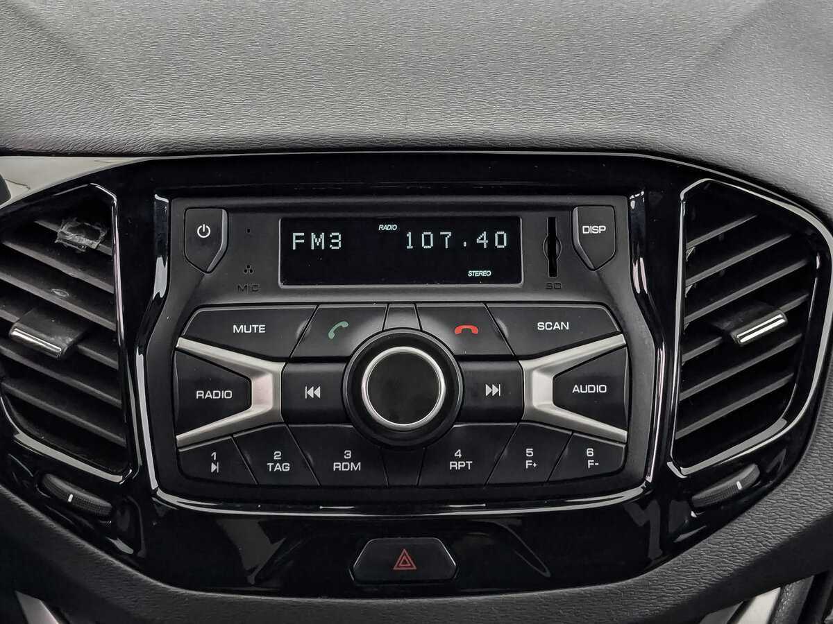 Lada (ВАЗ) Vesta с пробегом — 2021 год. Фото: #12