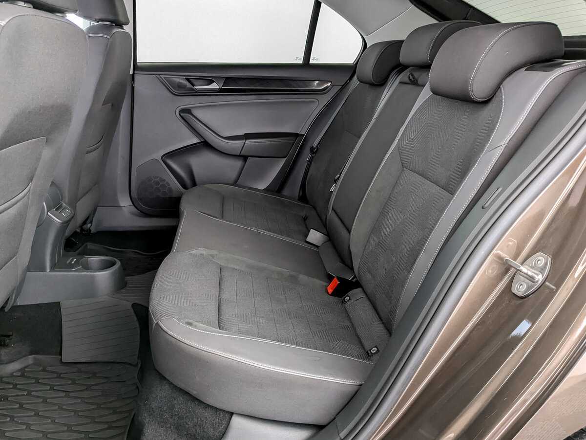 Volkswagen Polo с пробегом — 2020 год. Фото: #9