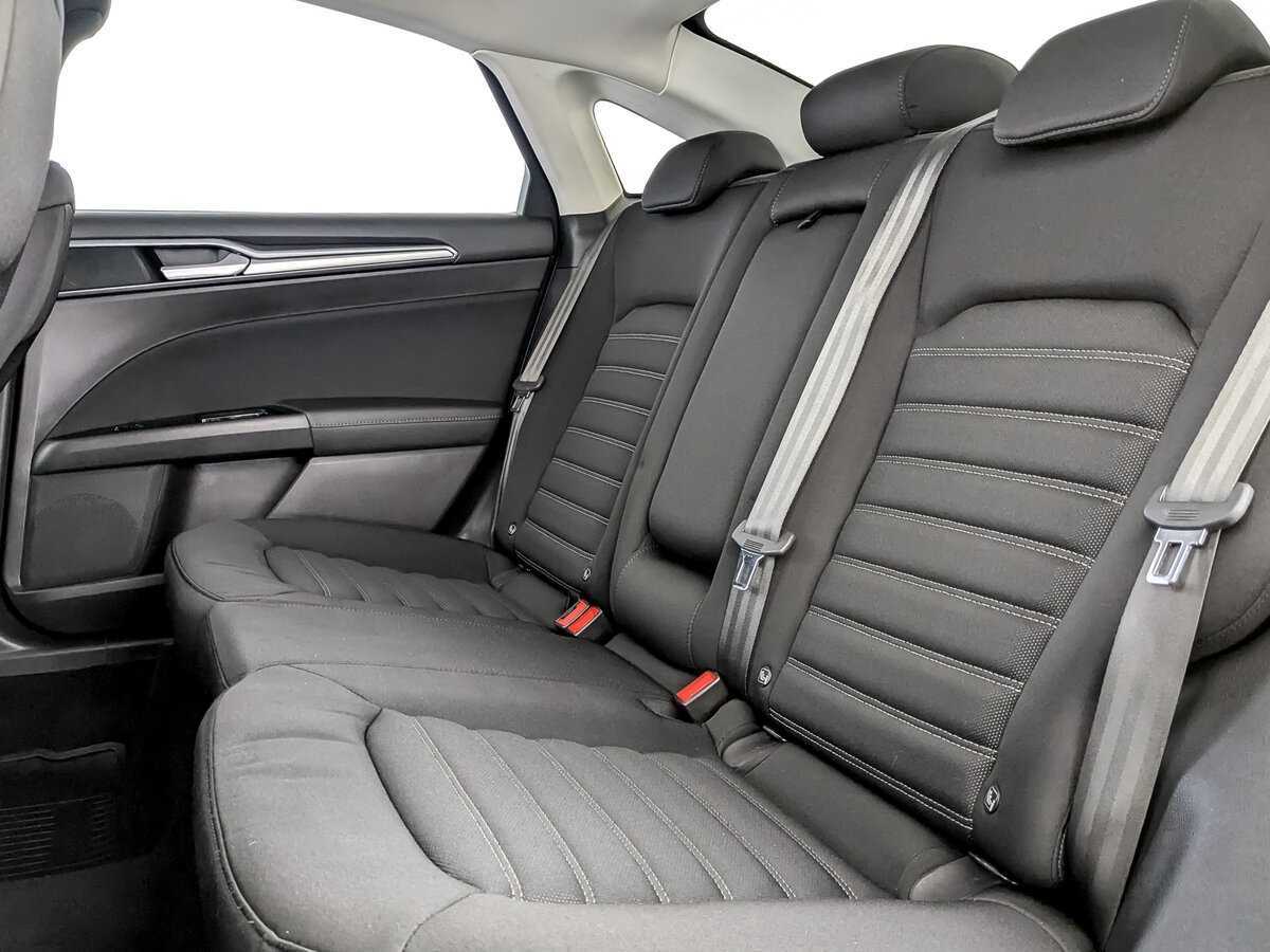 Ford Mondeo с пробегом — 2017 год. Фото: #8