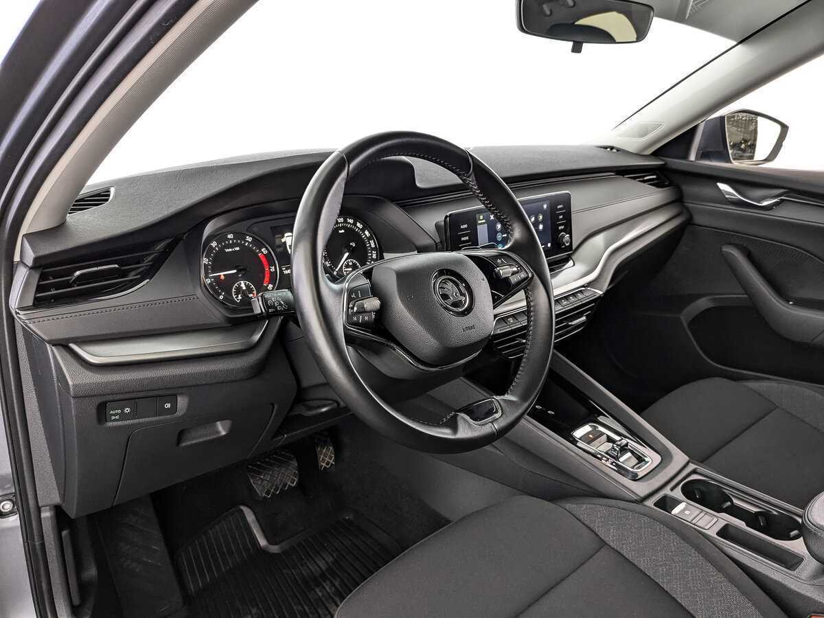 Skoda Octavia с пробегом — 2021 год. Фото: #10