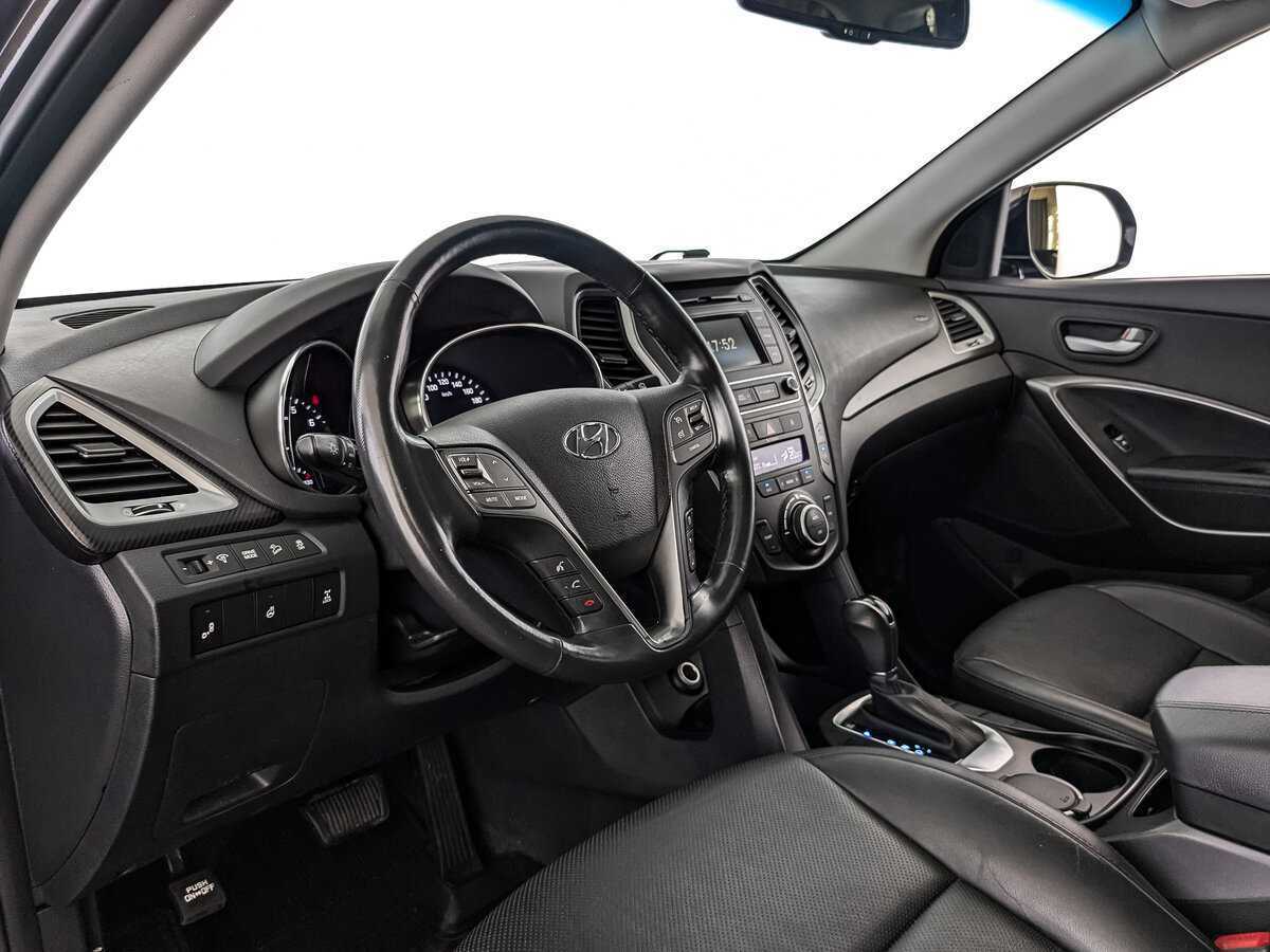 Hyundai Santa Fe с пробегом — 2017 год. Фото: #13