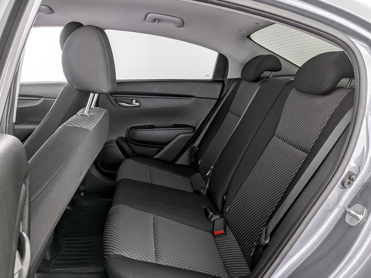 Kia Rio с пробегом — 2019 год. Фото: #9