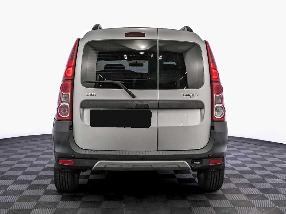 Lada (ВАЗ) Largus с пробегом — 2017 год. Фото: #5