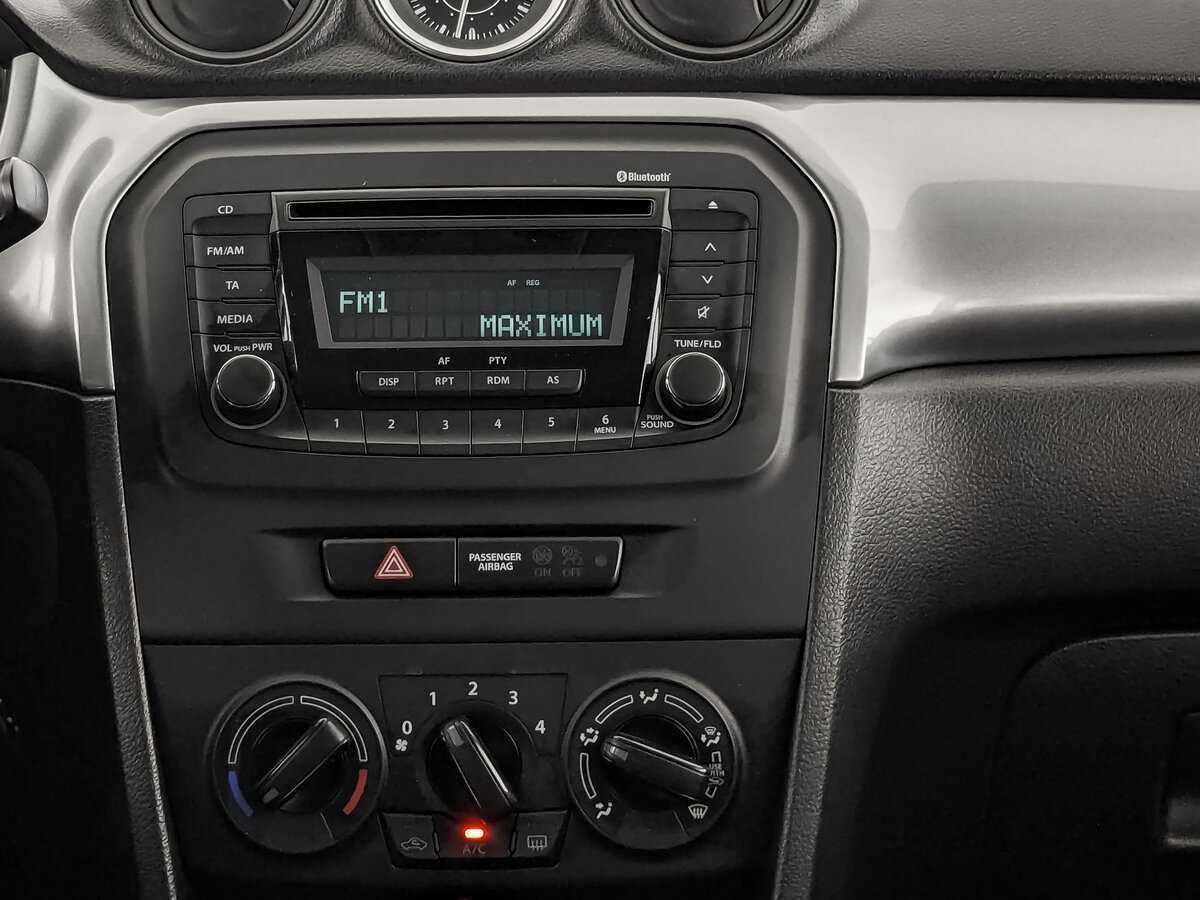 Suzuki Vitara с пробегом — 2017 год. Фото: #12