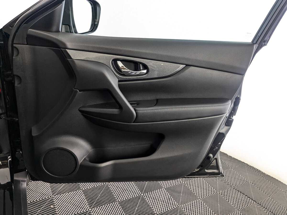 Nissan X-Trail с пробегом — 2015 год. Фото: #15