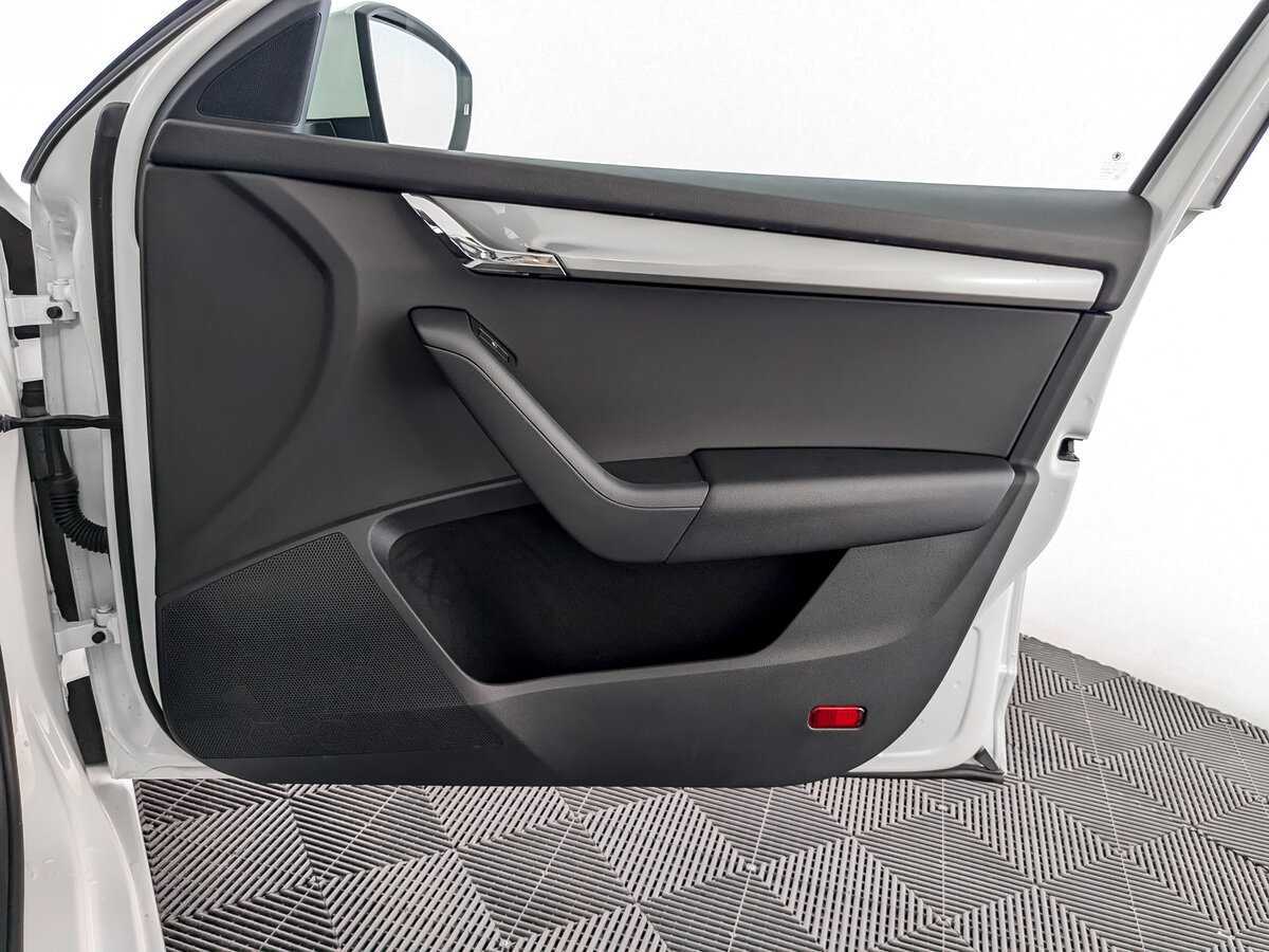 Skoda Octavia с пробегом — 2020 год. Фото: #19