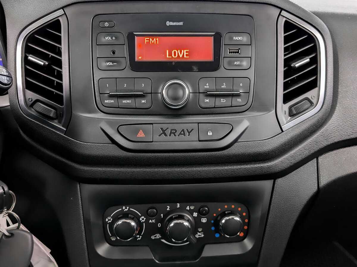 Lada (ВАЗ) XRAY с пробегом — 2018 год. Фото: #12