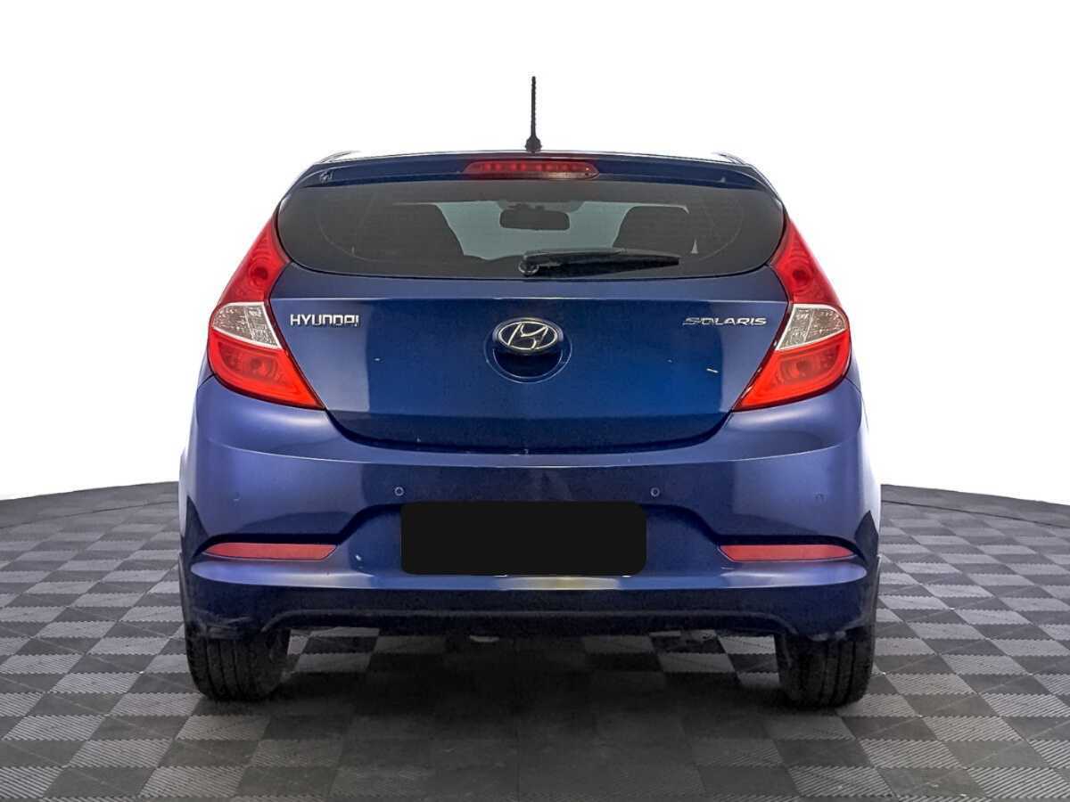 Hyundai Solaris с пробегом — 2015 год. Фото: #5