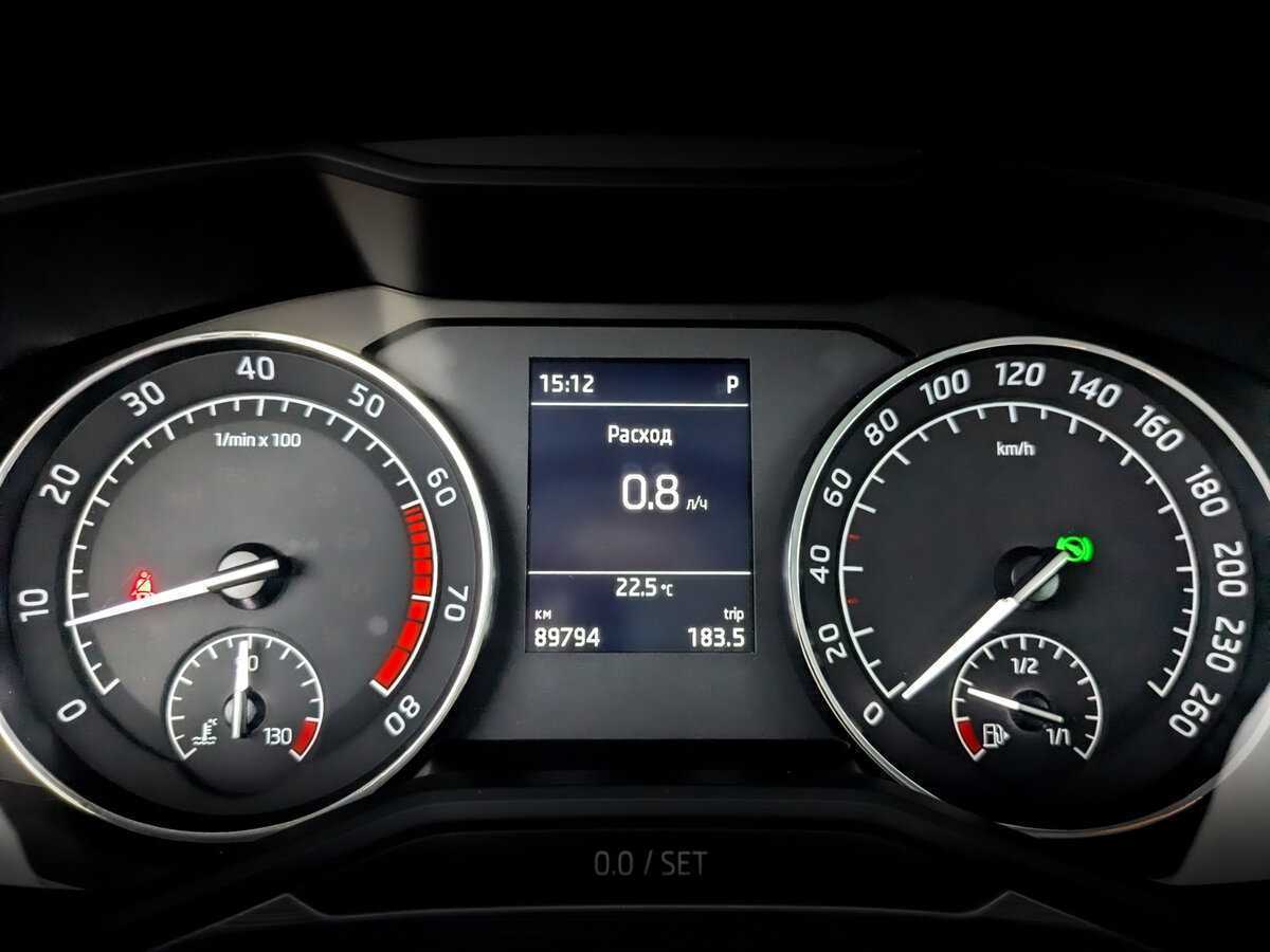 Skoda Superb с пробегом — 2021 год. Фото: #10