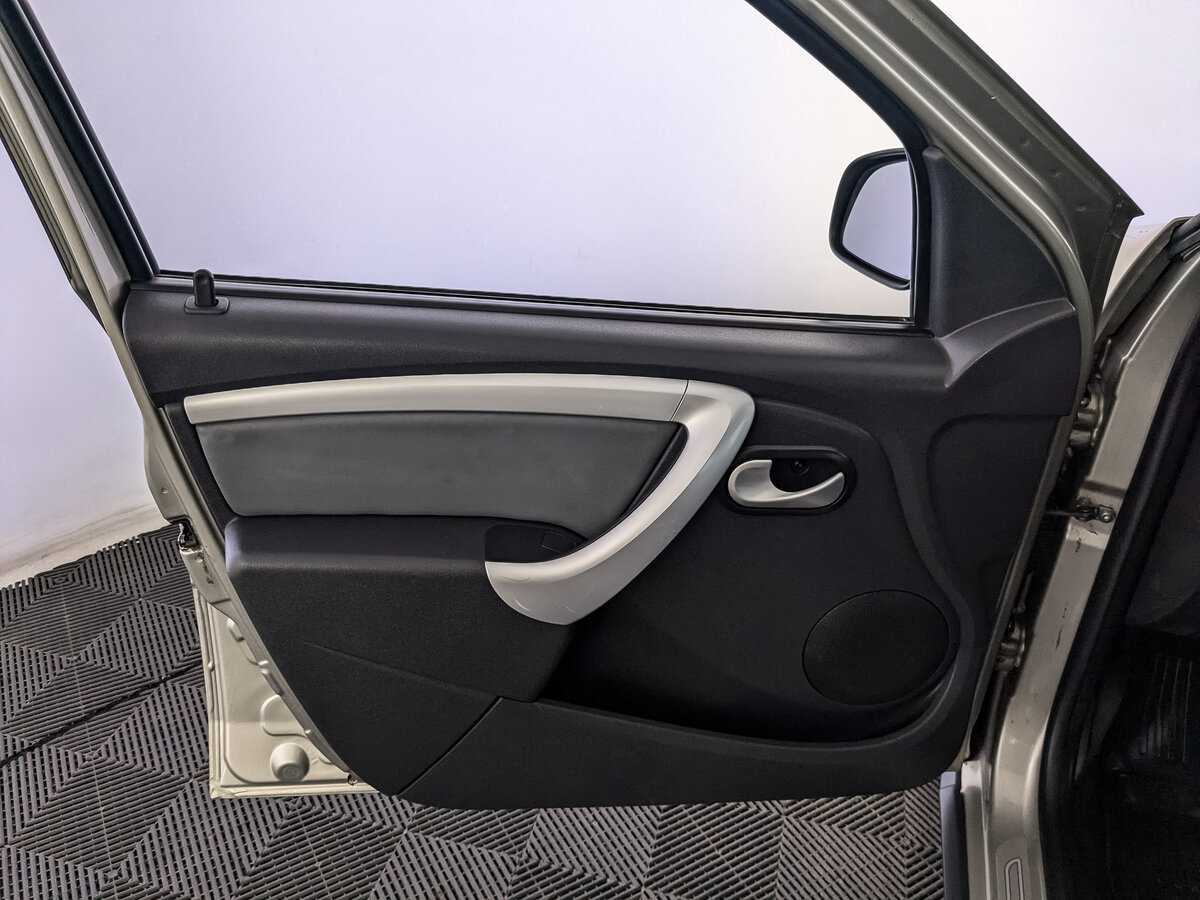 Lada (ВАЗ) Largus с пробегом — 2019 год. Фото: #14