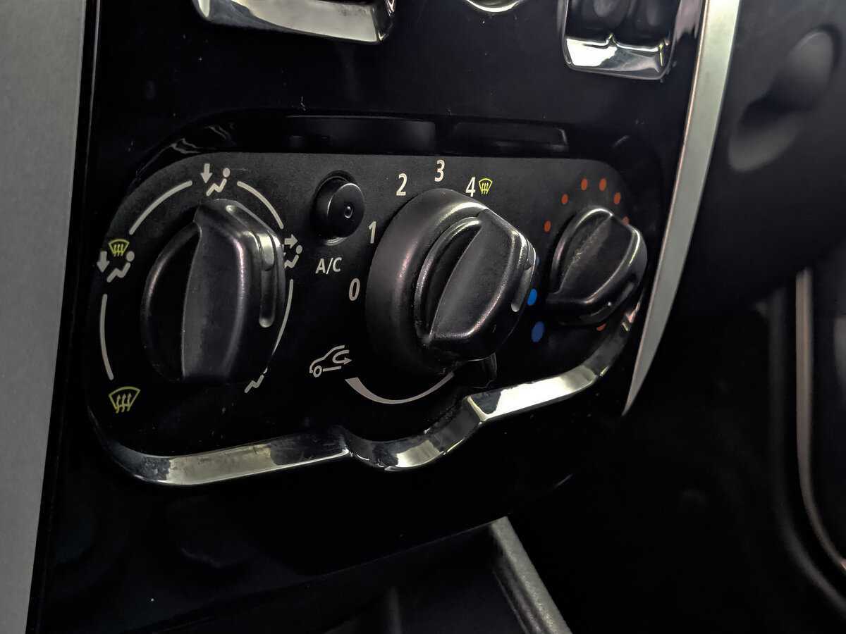 Lada (ВАЗ) Largus с пробегом — 2019 год. Фото: #16