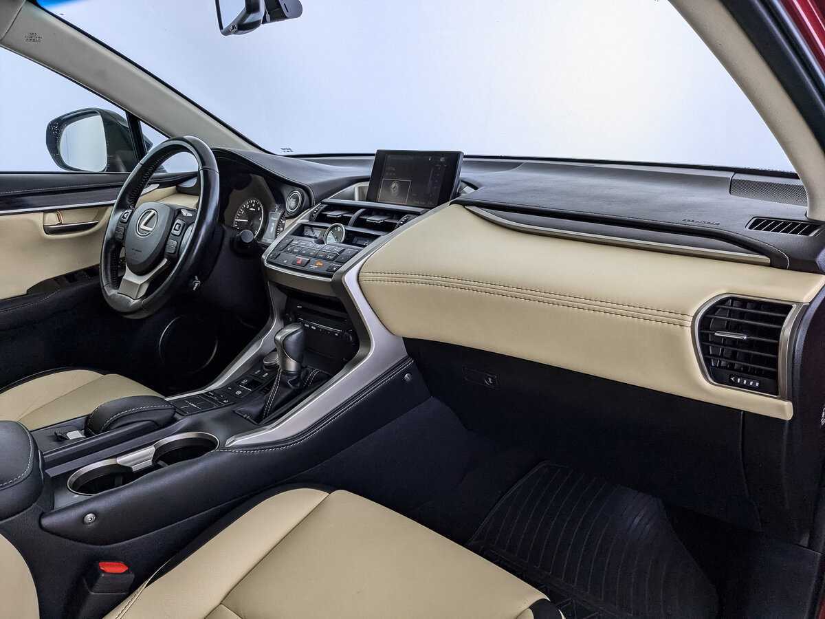 Lexus NX с пробегом — 2016 год. Фото: #8