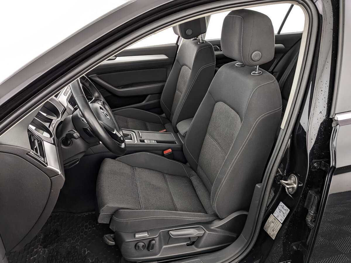 Volkswagen Passat с пробегом — 2018 год. Фото: #15