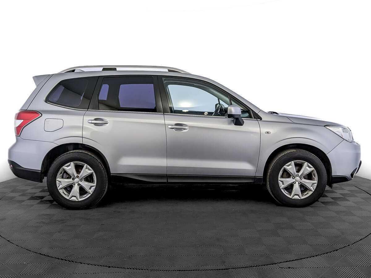 Subaru Forester с пробегом — 2015 год. Фото: #3