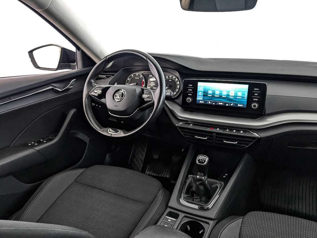 Skoda Octavia с пробегом — 2021 год. Фото: #21