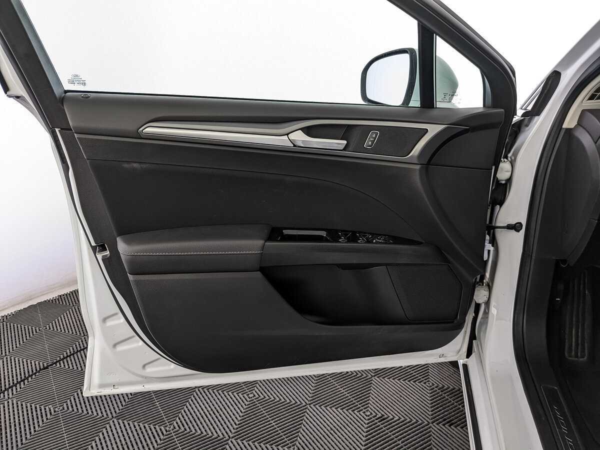 Ford Mondeo с пробегом — 2016 год. Фото: #13