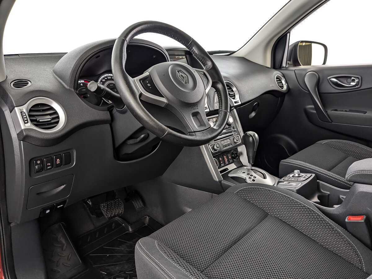 Renault Koleos с пробегом — 2015 год. Фото: #10