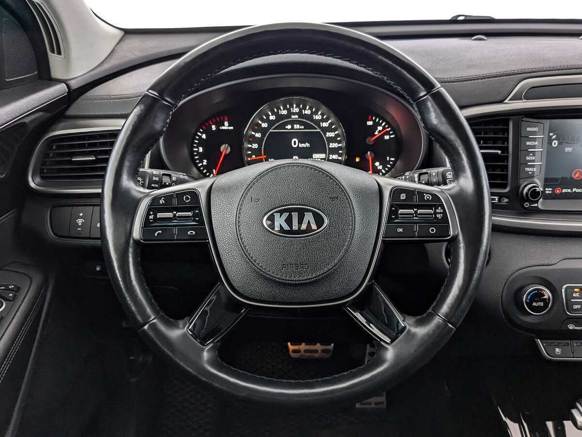 Kia Sorento с пробегом — 2019 год. Фото: #17