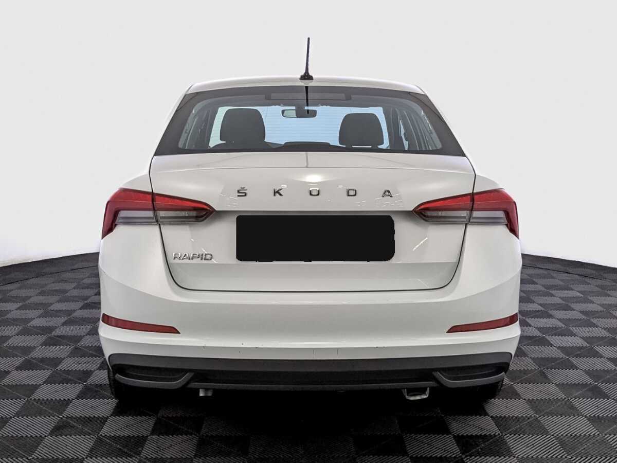 Skoda Rapid с пробегом — 2020 год. Фото: #5