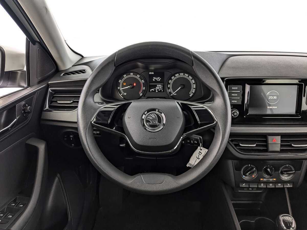 Skoda Rapid с пробегом — 2020 год. Фото: #17