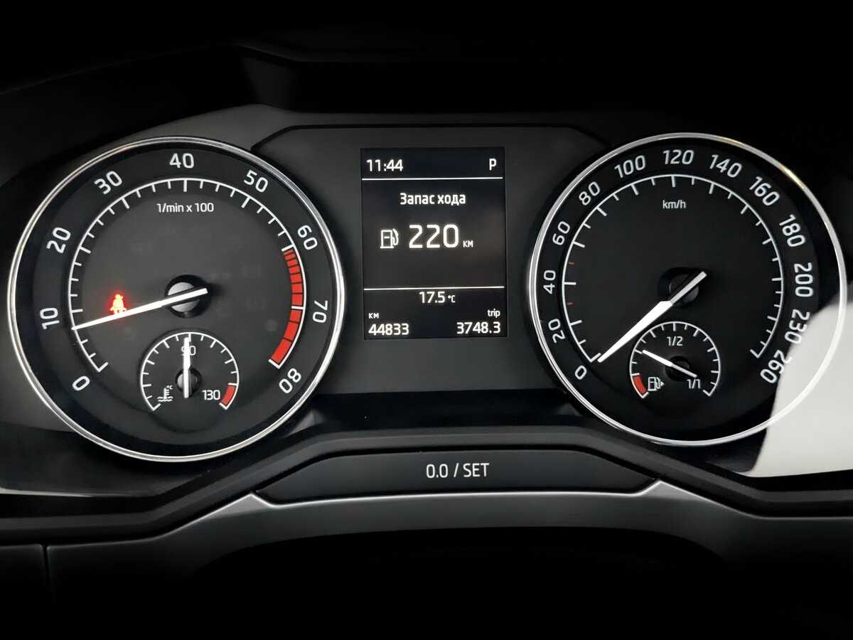 Skoda Superb с пробегом — 2019 год. Фото: #10