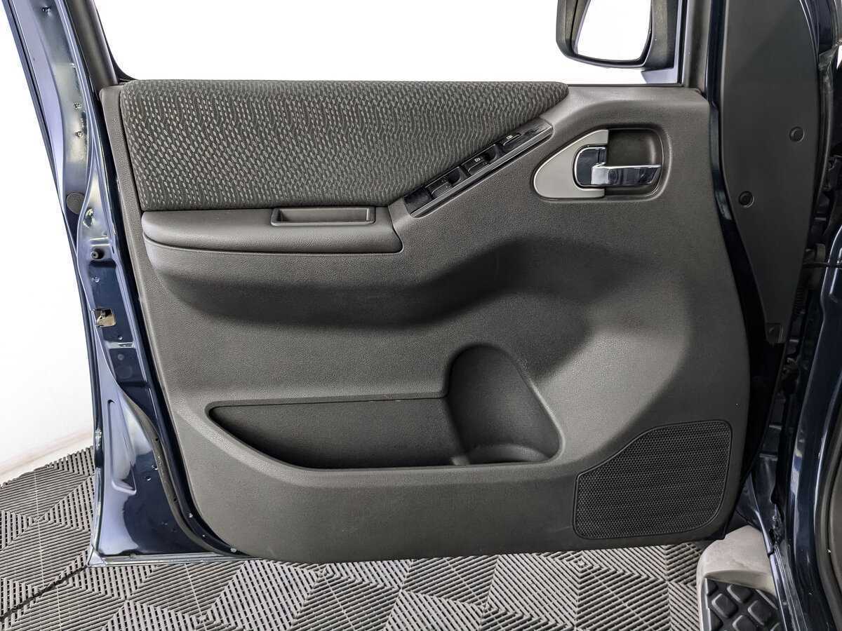 Nissan Pathfinder с пробегом — 2012 год. Фото: #14