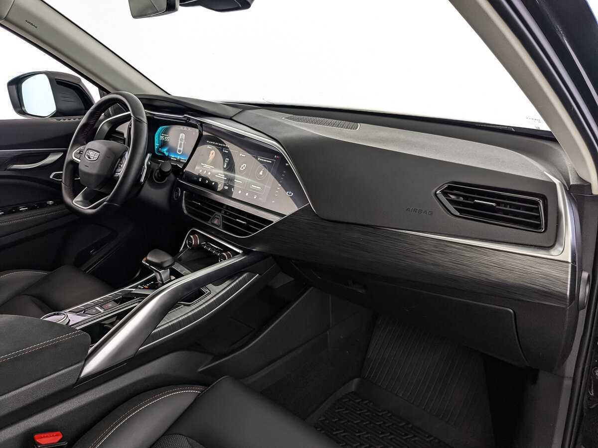 Geely Tugella с пробегом — 2021 год. Фото: #8