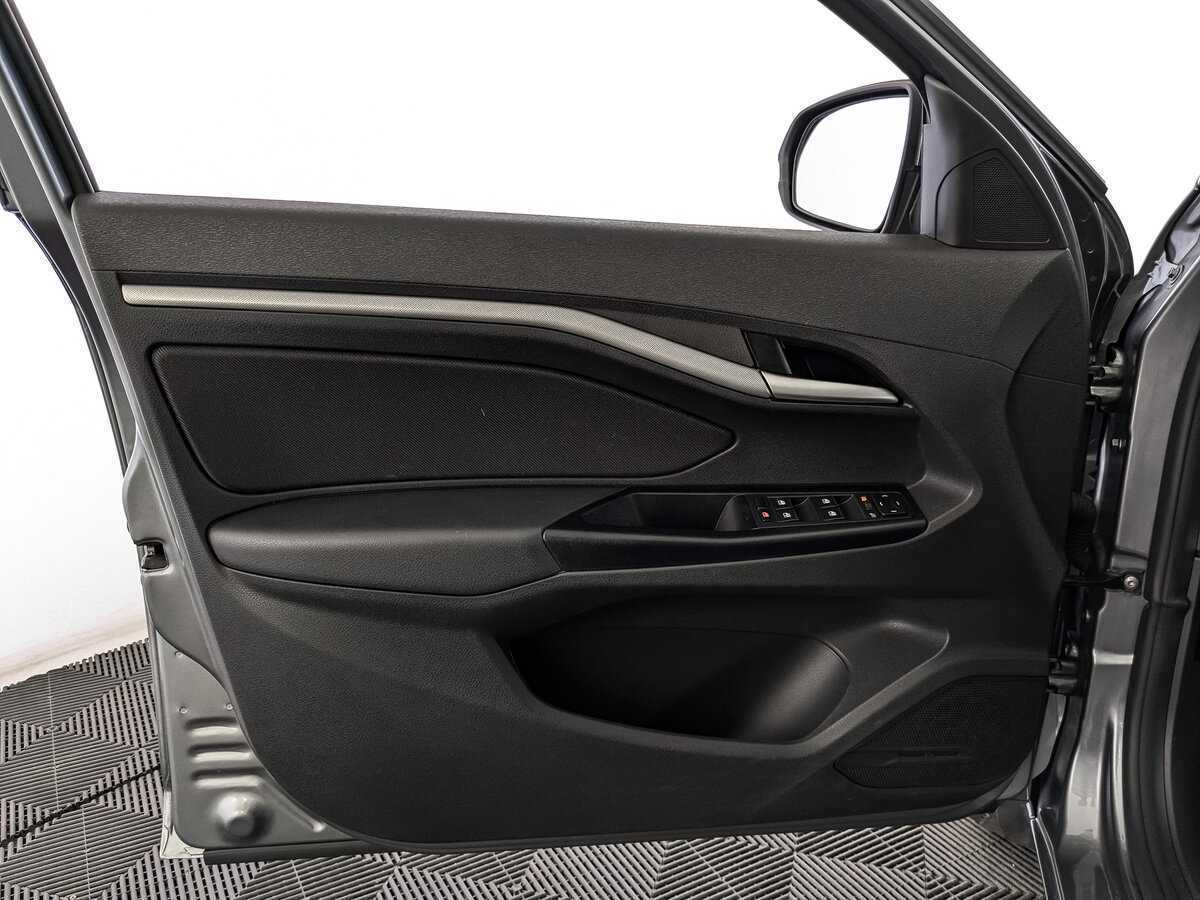 Lada (ВАЗ) Vesta с пробегом — 2020 год. Фото: #14