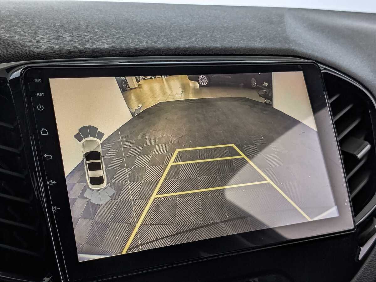 Lada (ВАЗ) Vesta с пробегом — 2020 год. Фото: #21