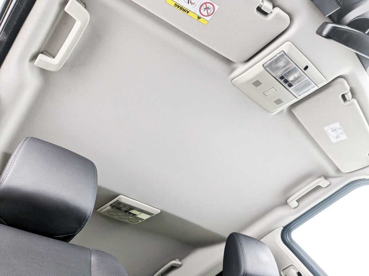 Land Rover Discovery с пробегом — 2014 год. Фото: #19