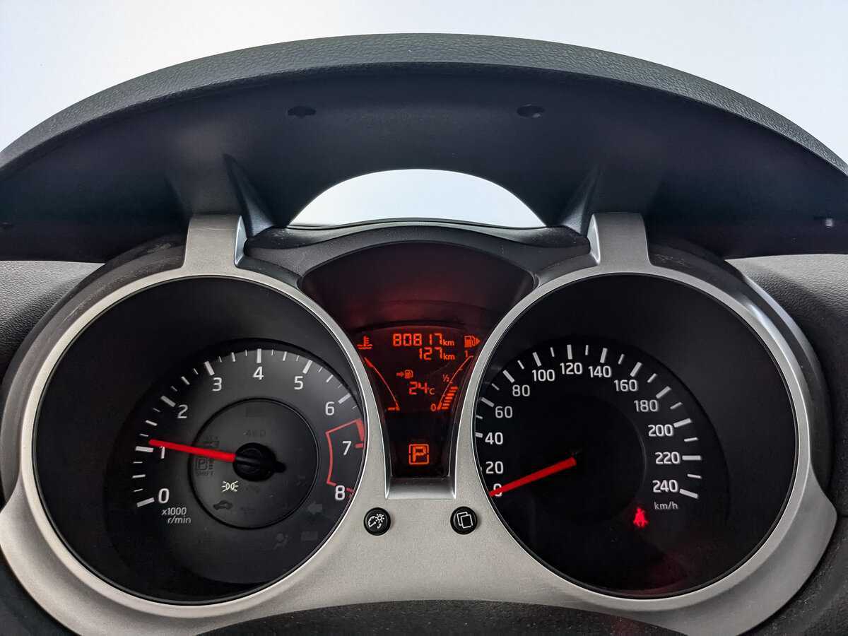 Nissan Juke с пробегом — 2014 год. Фото: #11