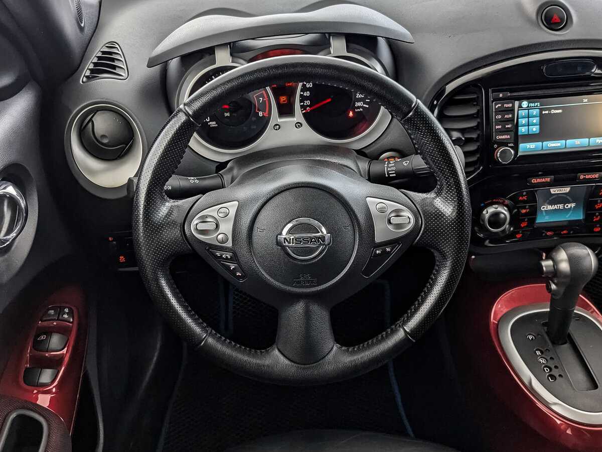 Nissan Juke с пробегом — 2014 год. Фото: #17