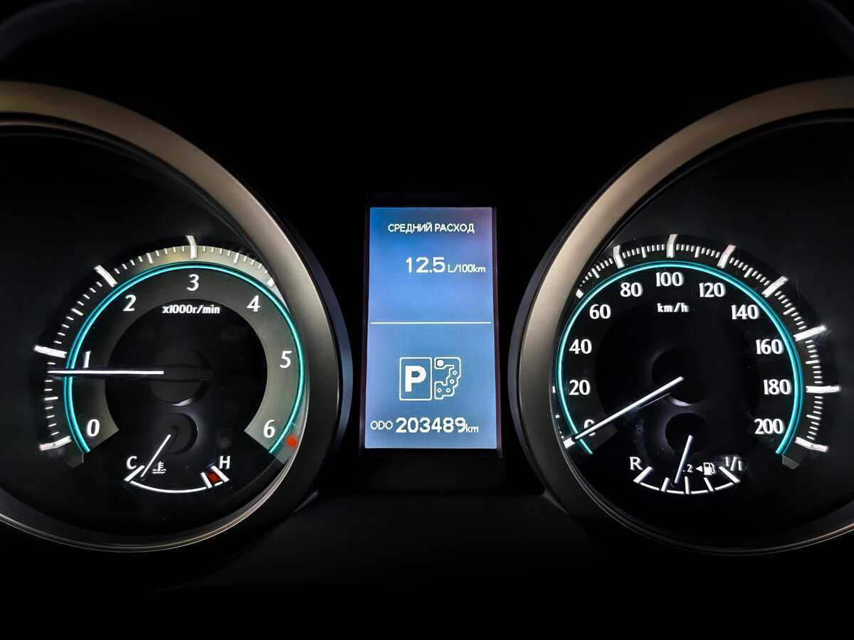 Toyota Land Cruiser Prado с пробегом — 2012 год. Фото: #10