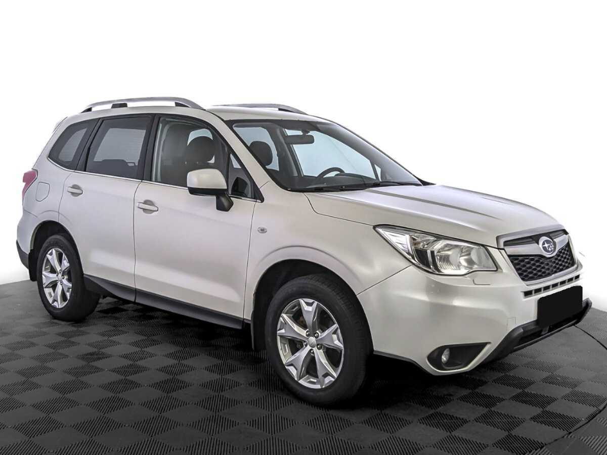 Subaru Forester с пробегом — 2015 год. Фото: #2