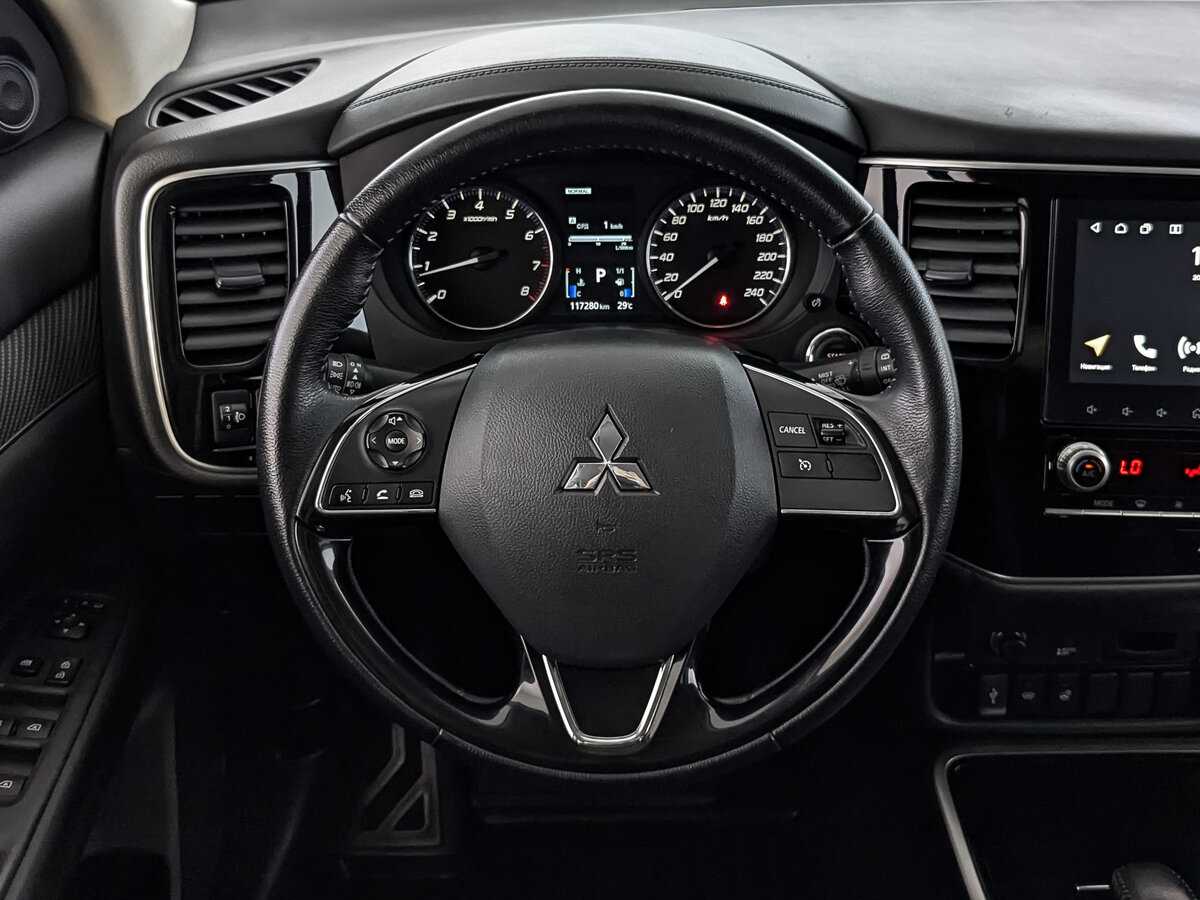 Mitsubishi Outlander с пробегом — 2021 год. Фото: #17