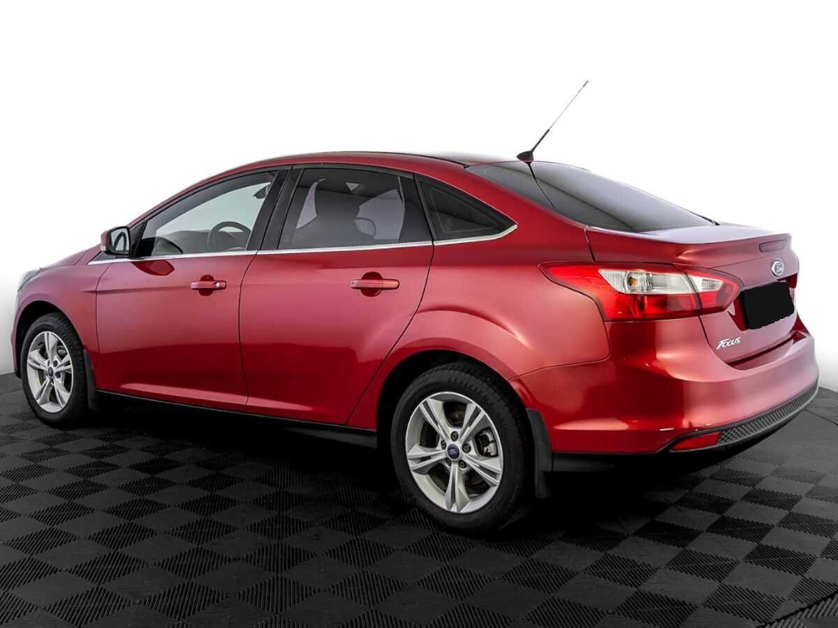 Ford Focus с пробегом — 2012 год. Фото: #6