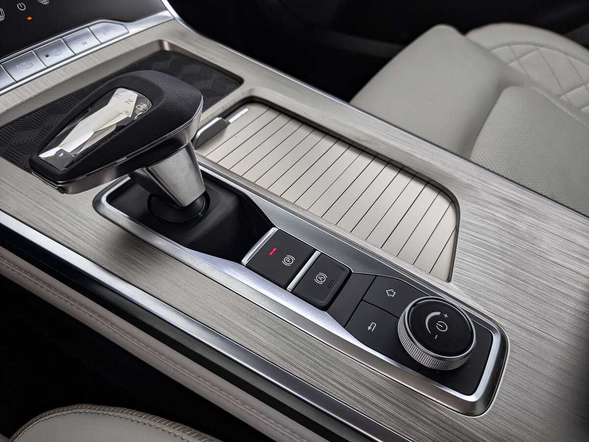 EXEED VX с пробегом — 2022 год. Фото: #21