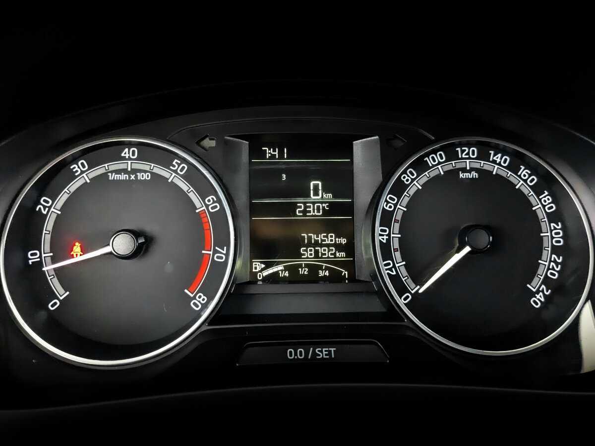 Skoda Rapid с пробегом — 2019 год. Фото: #10