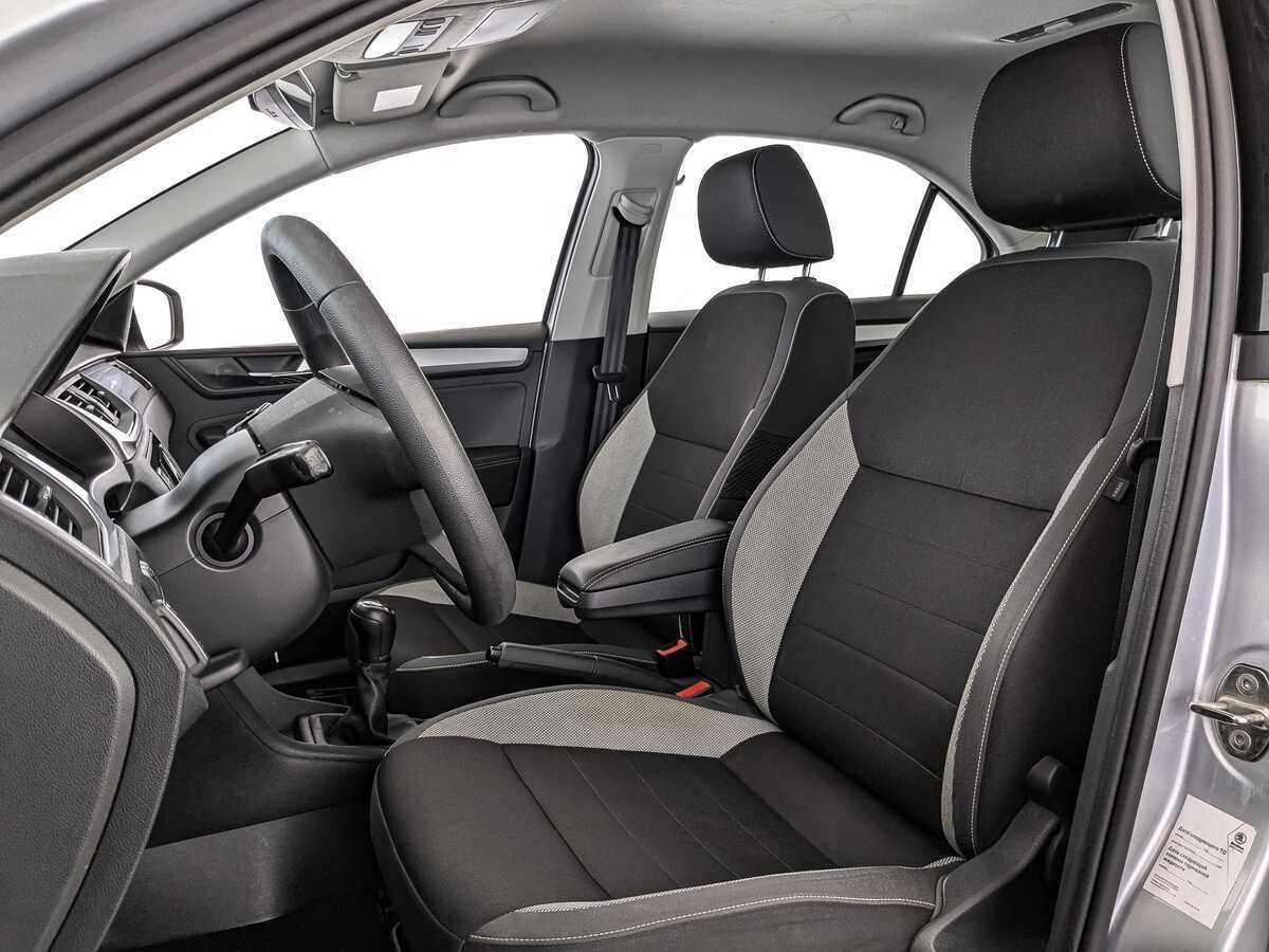 Skoda Rapid с пробегом — 2018 год. Фото: #15