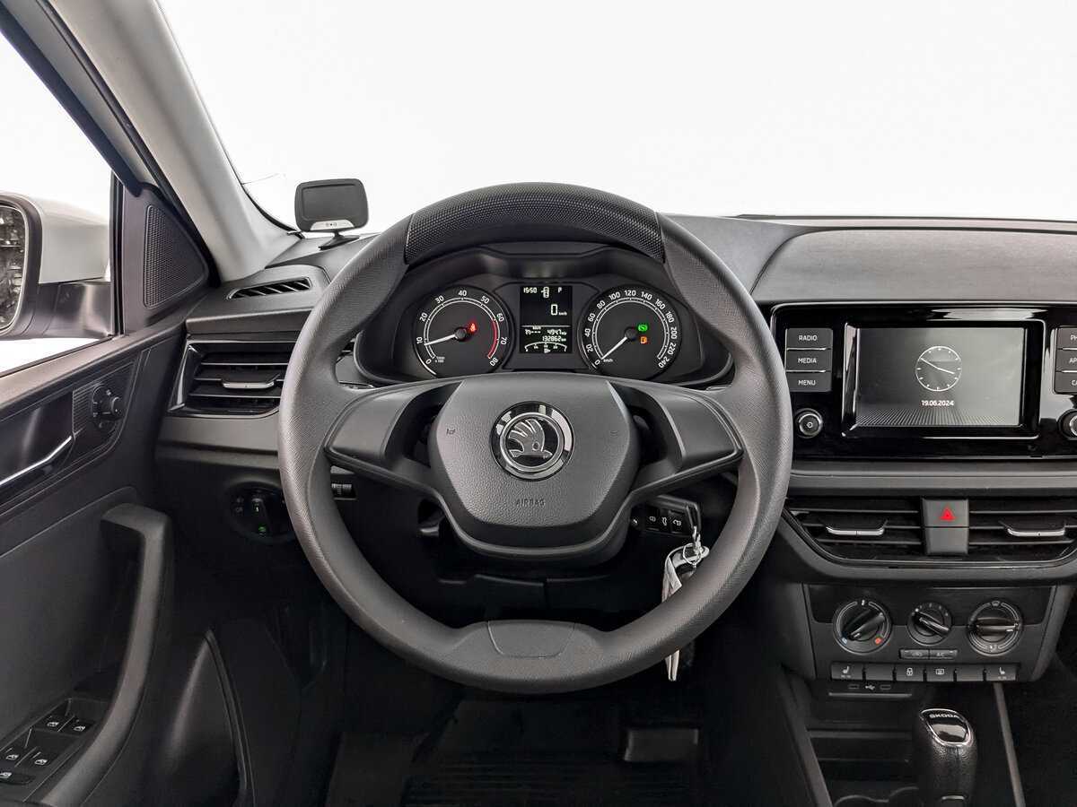 Skoda Rapid с пробегом — 2020 год. Фото: #16