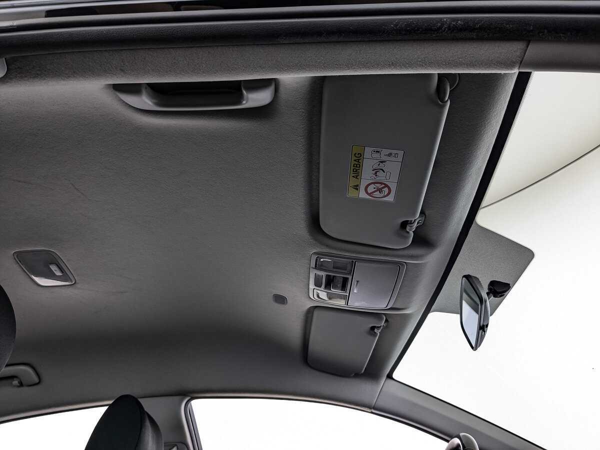 Hyundai Solaris с пробегом — 2018 год. Фото: #18