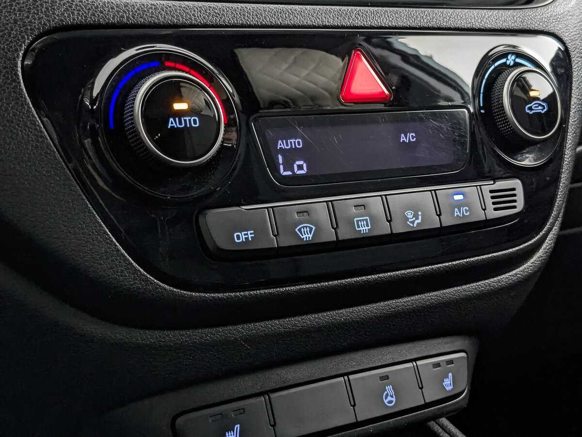 Hyundai Solaris с пробегом — 2020 год. Фото: #16