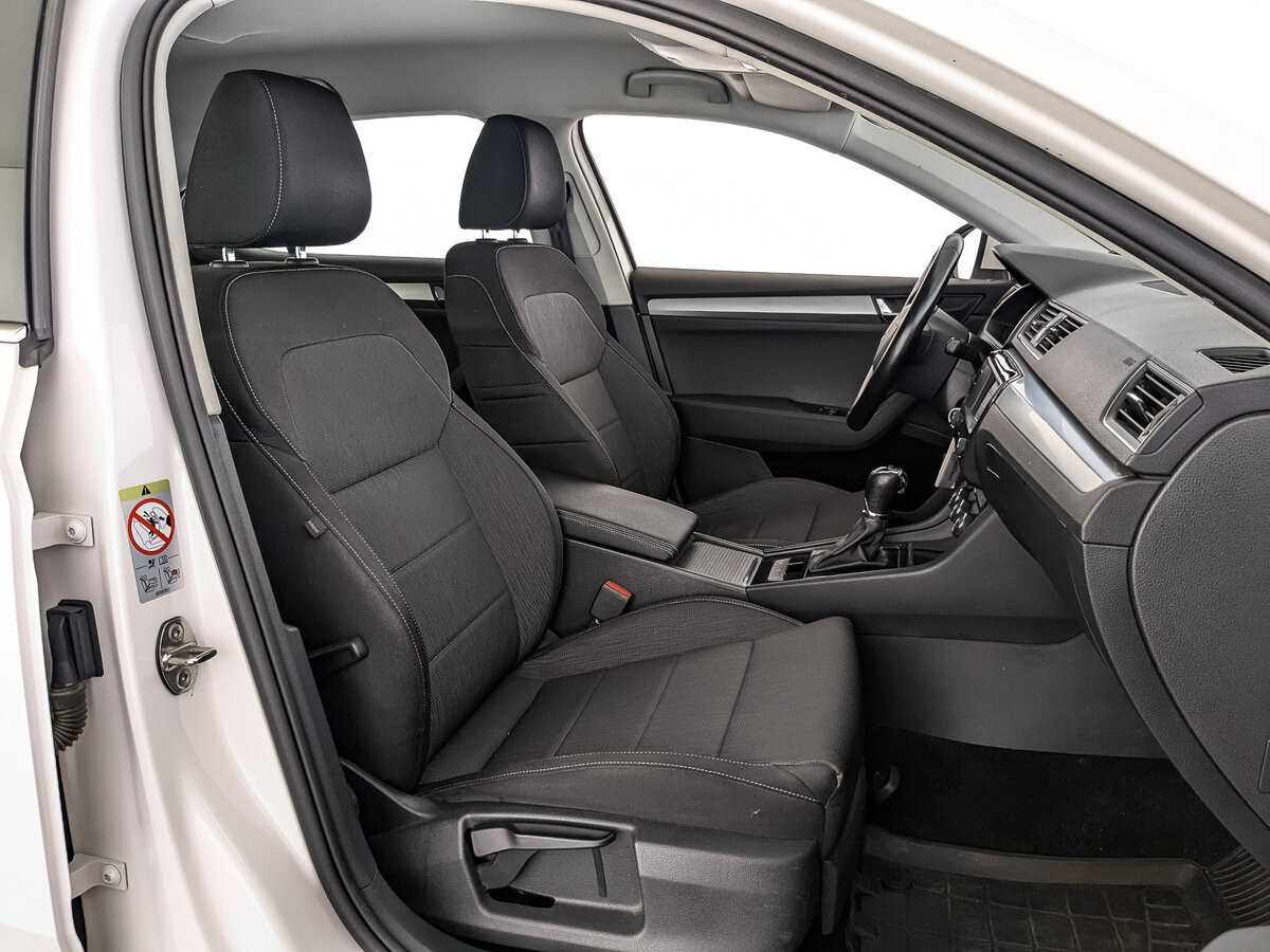 Skoda Superb с пробегом — 2017 год. Фото: #18